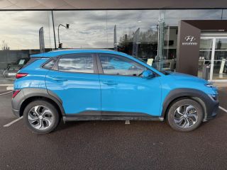 75010 : Hyundai Paris Nord - Goncourt Automobiles - HYUNDAI KONA HYBRID Initia - KONA - Bleu - Automate sequentiel - Essence / Courant électrique