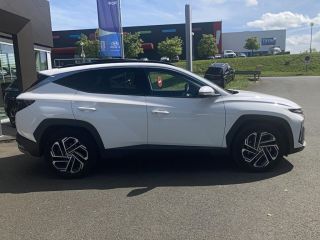 75010 : Hyundai Paris Nord - Goncourt Automobiles - HYUNDAI TUCSON Executive - TUCSON IV - Blanc - Boîte automatique - Essence / Courant électrique