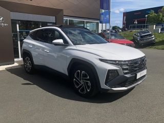 75010 : Hyundai Paris Nord - Goncourt Automobiles - HYUNDAI TUCSON Executive - TUCSON IV - Blanc - Boîte automatique - Essence / Courant électrique