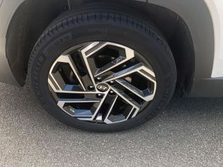 75010 : Hyundai Paris Nord - Goncourt Automobiles - HYUNDAI TUCSON Executive - TUCSON IV - Blanc - Boîte automatique - Essence / Courant électrique