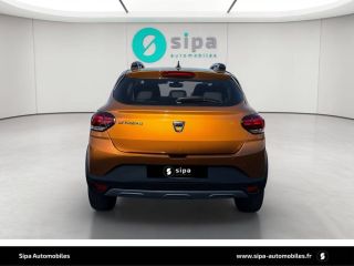 75010 : Hyundai Paris Nord - Goncourt Automobiles - DACIA SANDERO Stepway Confort - SANDERO III - Orange - Boîte manuelle - Essence sans plomb