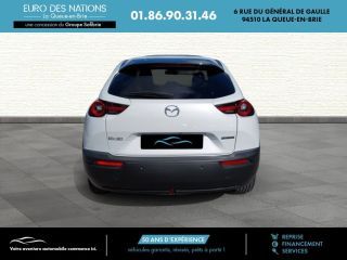 75010 : Hyundai Paris Nord - Goncourt Automobiles - MAZDA MX-30 2020 Industrial Vintage - MX-30 ELECTRIQUE - Blanc - Automate à fonct. Continu - Courant électrique