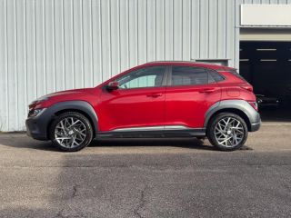54520 : Hyundai Nancy - Théobald Automobiles - HYUNDAI Kona - Kona - Pulse Red Métal - Traction - Hybride : Essence/Electrique