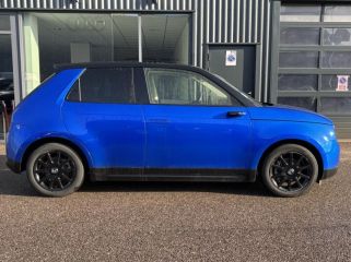 54520 : Hyundai Nancy - Théobald Automobiles - HONDA Honda e - Honda e - Bleu Cristal Métallisé - Propulsion - Electrique