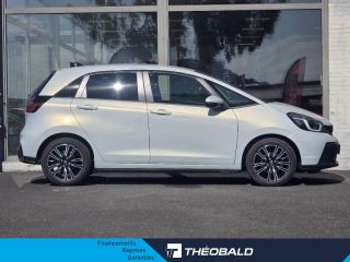 57200 : Hyundai Sarreguemines - Theobald Automobiles - HONDA Jazz - Jazz - Blanc Perle Premium nacré - Traction - Hybride : Essence/Electrique