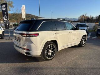 75010 : Hyundai Paris Nord - Goncourt Automobiles - JEEP GRAND CHEROKEE Summit Reserve - GRAND CHEROKEE WL - Blanc - Boîte automatique - Essence / Courant électrique