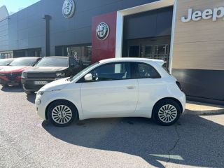 75010 : Hyundai Paris Nord - Goncourt Automobiles - FIAT 500e BERLINE MY22 SERIE 1 STEP 2 Action Plus - 500 III ELECTRIQUE - Blanc - Automate à fonct. Continu - Courant électrique