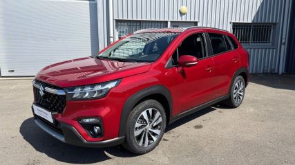 75010 : Hyundai Paris Nord - Goncourt Automobiles - SUZUKI S-CROSS Style - S-CROSS II - Rouge - Boîte manuelle - Essence sans plomb