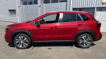 75010 : Hyundai Paris Nord - Goncourt Automobiles - SUZUKI S-CROSS Style - S-CROSS II - Rouge - Boîte manuelle - Essence sans plomb