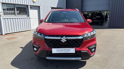 75010 : Hyundai Paris Nord - Goncourt Automobiles - SUZUKI S-CROSS Style - S-CROSS II - Rouge - Boîte manuelle - Essence sans plomb