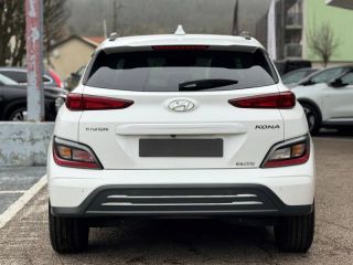 54520 : Hyundai Nancy - Théobald Automobiles - HYUNDAI Kona - Kona - Chalk White Métal - Traction - Electrique