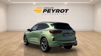 75010 : Hyundai Paris Nord - Goncourt Automobiles - FORD KUGA ST-Line X - KUGA III - VERT CLAIR - Automate à fonct. Continu - Essence / Ethanol / Courant électrique