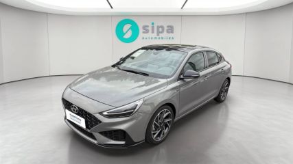 75010 : Hyundai Paris Nord - Goncourt Automobiles - HYUNDAI i30 FASTBACK N Line - i30 III - Shadow Grey - Boîte séquentielle - Essence sans plomb
