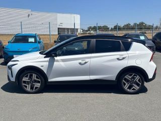 49300 : Hyundai Cholet - Océane Auto - HYUNDAI BAYON Creative - BAYON - Blanc - Boîte manuelle - Essence sans plomb