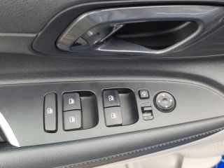 92250 : Hyundai Motor Company - HYUNDAI i20 - i20 - Intense Blue Métal - Traction - Essence/Micro-Hybride