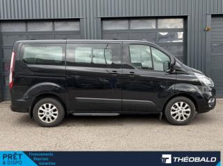 54520 : Hyundai Nancy - Théobald Automobiles - FORD Tourneo Custom - Tourneo Custom - Peinture métallisée Noir Agate - Traction - Diesel