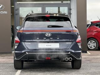 57200 : Hyundai Sarreguemines - Theobald Automobiles - HYUNDAI Kona - Kona - Denim Blue prl mtl/Toit/rétros Black - Traction - Hybride : Essence/Electrique