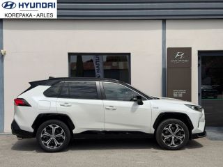 13200 : HYUNDAI Arles - Lexa Automobile - TOYOTA RAV4 HYBRIDE RECHARGEABLE Collection - RAV4 V - Blanc - Automate à fonct. Continu - Essence / Courant électrique
