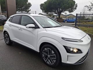 56000 : Hyundai Vannes - Park Lann Automobiles - HYUNDAI Kona - Kona - Chalk White Métal - Traction - Electrique