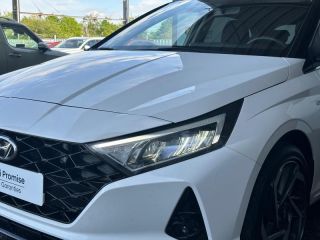 78310 : Hyundai Coignières - Socohy | Groupe Rabot - HYUNDAI i20 - i20 - Atlas White Métal/Toit/rétros Black - Traction - Essence/Micro-Hybride