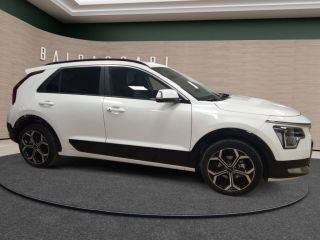 75010 : Hyundai Paris Nord - Goncourt Automobiles - KIA NIRO Premium - NIRO II - Blanc - Automate sequentiel - Essence / Courant électrique