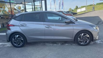 75010 : Hyundai Paris Nord - Goncourt Automobiles - HYUNDAI i20 Intuitive - i20 III - Elemental Brass - Automate sequentiel - Essence sans plomb