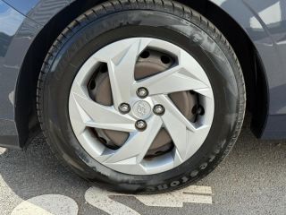 14112 : Hyundai Caen - Trajectoire Automobiles - HYUNDAI i20 - i20 - Gris - Traction - Essence