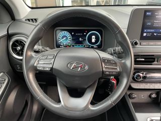 92250 : Hyundai Motor Company - HYUNDAI Kona - Kona - Pulse Red Métal - Traction - Hybride : Essence/Electrique