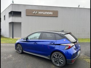 41000 : Hyundai Blois - Mondial Auto - HYUNDAI i20 - i20 - Intense Blue Métal/Toit/rétro Black - Traction - Essence/Micro-Hybride