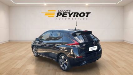 75010 : Hyundai Paris Nord - Goncourt Automobiles - NISSAN LEAF N-Connecta - LEAF II - SCHWARZ MET / NOIR MET. - Automate à fonct. Continu - Courant électrique