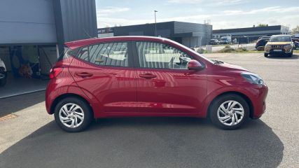 75010 : Hyundai Paris Nord - Goncourt Automobiles - HYUNDAI i10 Intuitive - i10 III - Rouge - Boîte manuelle - Essence sans plomb