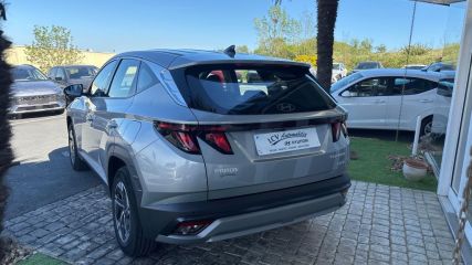 75010 : Hyundai Paris Nord - Goncourt Automobiles - HYUNDAI TUCSON Initia - TUCSON IV - Gris - Boîte automatique - Essence / Courant électrique