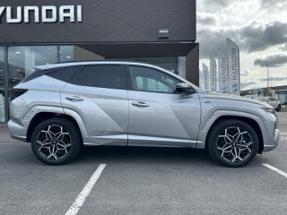 57200 : Hyundai Sarreguemines - Theobald Automobiles - HYUNDAI Tucson - Tucson - Shimmering Silver Métal - Traction - Hybride : Essence/Electrique