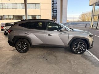 45000 : Hyundai Orléans Motors - HYUNDAI Tucson - Tucson - Shimmering Silver Métal - Traction - Hybride rechargeable : Essence/Electrique