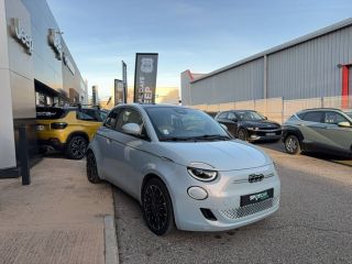 75010 : Hyundai Paris Nord - Goncourt Automobiles - FIAT 500e BERLINE MY22 SERIE 1 STEP 1 La Prima - 500 III - Bleu - Automate à fonct. Continu - Courant électrique