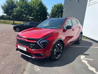 14112 : Hyundai Caen - Trajectoire Automobiles - KIA Sportage - Sportage - Rouge Rubis métallisé - Transmission intégrale - Hybride rechargeable : Essence/Electrique