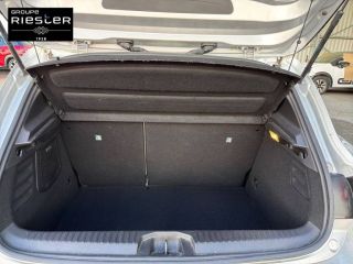 75010 : Hyundai Paris Nord - Goncourt Automobiles - RENAULT CLIO V Initiale Paris - CLIO V - GRIS CLAIR - Boîte hybride multimode - Essence / Courant électrique