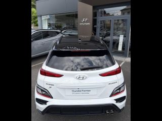 95100 : Hyundai Argenteuil - BNA - HYUNDAI Kona - Kona - Atlas White/Toit/rétros Black - Traction - Essence/Micro-Hybride