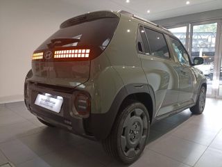 78180 : Hyundai Montigny-le-Bretonneux - Courtois Automobiles - HYUNDAI Inster Cross - Inster Cross - Tomboy Khaki - Traction - Electrique