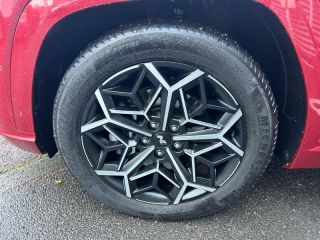 14112 : Hyundai Caen - Trajectoire Automobiles - HYUNDAI Tucson - Tucson - Sunset Red Métal - Transmission intégrale - Hybride rechargeable : Essence/Electrique