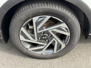 14112 : Hyundai Caen - Trajectoire Automobiles - HYUNDAI Bayon - Bayon - Atlas White - Traction - Essence