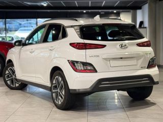 54520 : Hyundai Nancy - Théobald Automobiles - HYUNDAI Kona - Kona - Serenity White Métal - Traction - Electrique