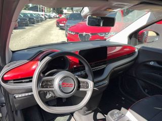 75010 : Hyundai Paris Nord - Goncourt Automobiles - FIAT 500e CABRIOLET MY22 SERIE 1 STEP 1 (RED) - 500 III - Gris - Automate à fonct. Continu - Courant électrique