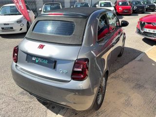 75010 : Hyundai Paris Nord - Goncourt Automobiles - FIAT 500e CABRIOLET MY22 SERIE 1 STEP 1 (RED) - 500 III - Gris - Automate à fonct. Continu - Courant électrique