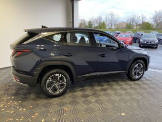 75010 : Hyundai Paris Nord - Goncourt Automobiles - HYUNDAI TUCSON Initia - TUCSON IV - Bleu - Boîte automatique - Essence / Courant électrique