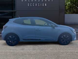 75010 : Hyundai Paris Nord - Goncourt Automobiles - RENAULT CLIO V Limited - CLIO V - BLANC - Boîte manuelle - Essence sans plomb