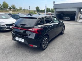 64100 : Hyundai Bayonne - Oceanic Auto - HYUNDAI i20 - i20 - Phantom Black Métal - Traction - Essence/Micro-Hybride