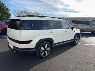 75010 : Hyundai Paris Nord - Goncourt Automobiles - HYUNDAI SANTA FE Executive - SANTA FE V - Blanc - Boîte automatique - Essence / Courant électrique