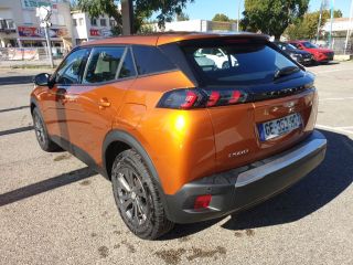 75010 : Hyundai Paris Nord - Goncourt Automobiles - PEUGEOT 2008 Active Pack - 2008 II - METALLISE ORANGE FUSION - Boîte manuelle - Essence sans plomb
