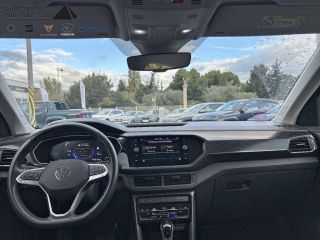 75010 : Hyundai Paris Nord - Goncourt Automobiles - VOLKSWAGEN T-CROSS R-Line Tech - T-CROSS (11/2018-10/2023) - Gris - Automate sequentiel - Essence sans plomb